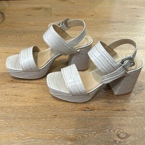 Never Worn Urban Outfitters Rachel Croc Strappy Platform Heel